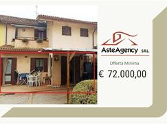Casa Bi/Trifamiliare in Residenziale