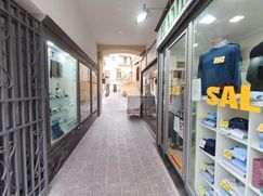 Negozio/Locale commerciale in Commerciale