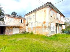 Casa Bi/Trifamiliare in Residenziale