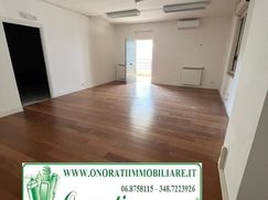 Capannone in Commerciale