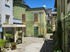 Casa Bi/Trifamiliare in Residenziale
