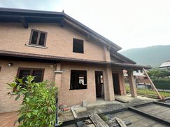 Casa Bi/Trifamiliare in Residenziale