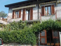 Casa Bi/Trifamiliare in Residenziale