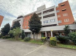 Negozio/Locale commerciale in Commerciale