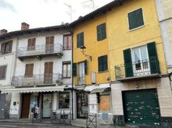 Casa Bi/Trifamiliare in Residenziale