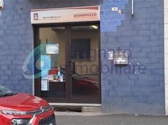 Negozio/Locale commerciale in Commerciale