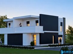 Casa Bi/Trifamiliare in Residenziale