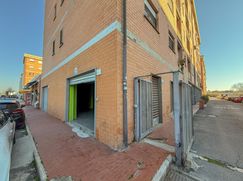 Negozio/Locale commerciale in Commerciale