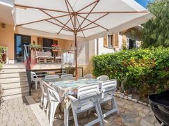 Casa Bi/Trifamiliare in Residenziale