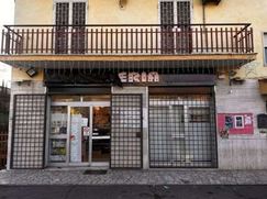 Negozio/Locale commerciale in Commerciale