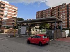 Negozio/Locale commerciale in Commerciale