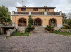 Villa in Residenziale