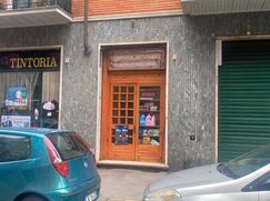 Negozio/Locale commerciale in Commerciale