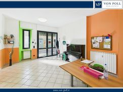 Negozio/Locale commerciale in Commerciale