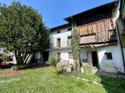 Casa Bi/Trifamiliare in Residenziale