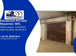 Box/posto auto in Residenziale