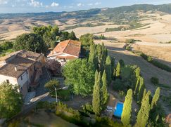 Casa Bi/Trifamiliare in Residenziale