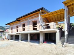 Casa Bi/Trifamiliare in Residenziale