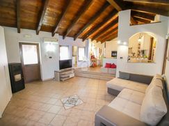 Casa Bi/Trifamiliare in Residenziale