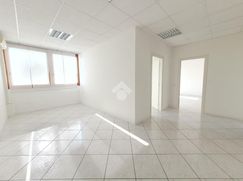 Ufficio in Commerciale