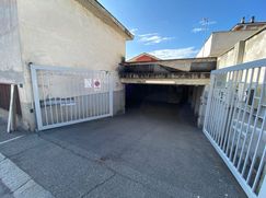 Box/posto auto in Residenziale