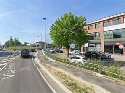 Negozio/Locale commerciale in Commerciale