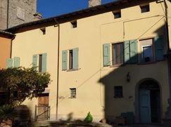Casa Bi/Trifamiliare in Residenziale
