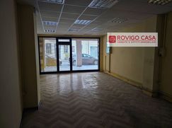 Negozio/Locale commerciale in Commerciale