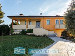 Villa in Residenziale