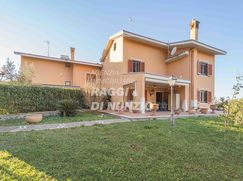 Villa in Residenziale