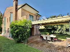 Villa in Residenziale