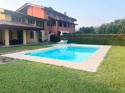 Casa Bi/Trifamiliare in Residenziale