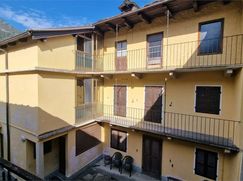 Casa Bi/Trifamiliare in Residenziale