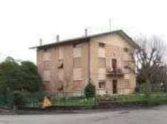 Casa Bi/Trifamiliare in Residenziale