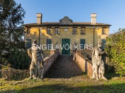 Villa in Residenziale