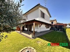 Villa in Residenziale
