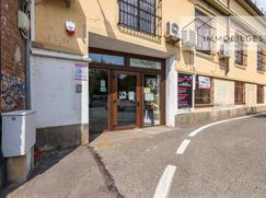 Negozio/Locale commerciale in Commerciale