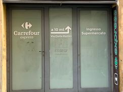 Negozio/Locale commerciale in Commerciale