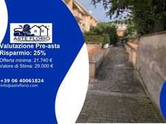 Box/posto auto in Residenziale
