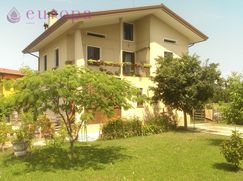 Villa in Residenziale