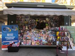 Attività/Licenza (con o senza mura) in Commerciale