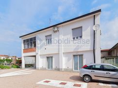Casa indipendente in Residenziale