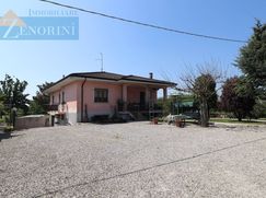 Casa indipendente in Residenziale