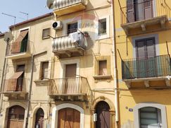Casa Bi/Trifamiliare in Residenziale