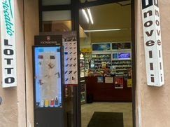 Attività/Licenza (con o senza mura) in Commerciale