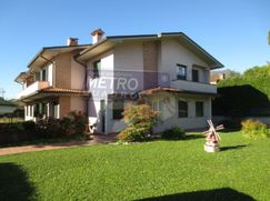 Villa in Residenziale