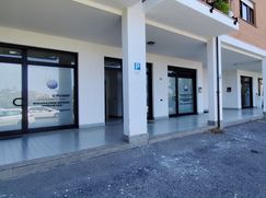 Negozio/Locale commerciale in Commerciale