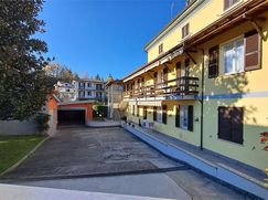 Casa Bi/Trifamiliare in Residenziale