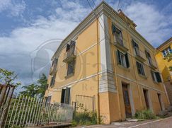 Villa in Residenziale