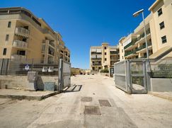 Box/posto auto in Residenziale